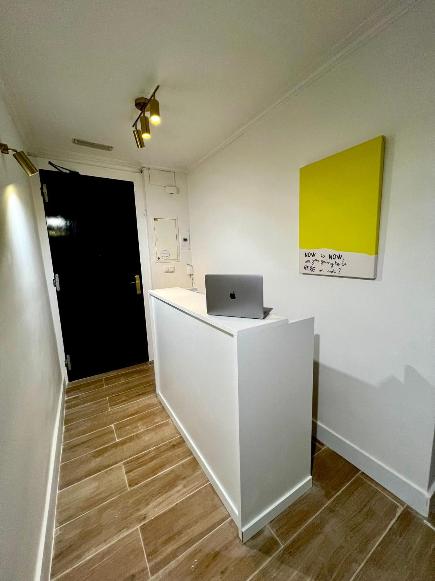 Albergue Miguel Angel Madrid Buitenkant foto