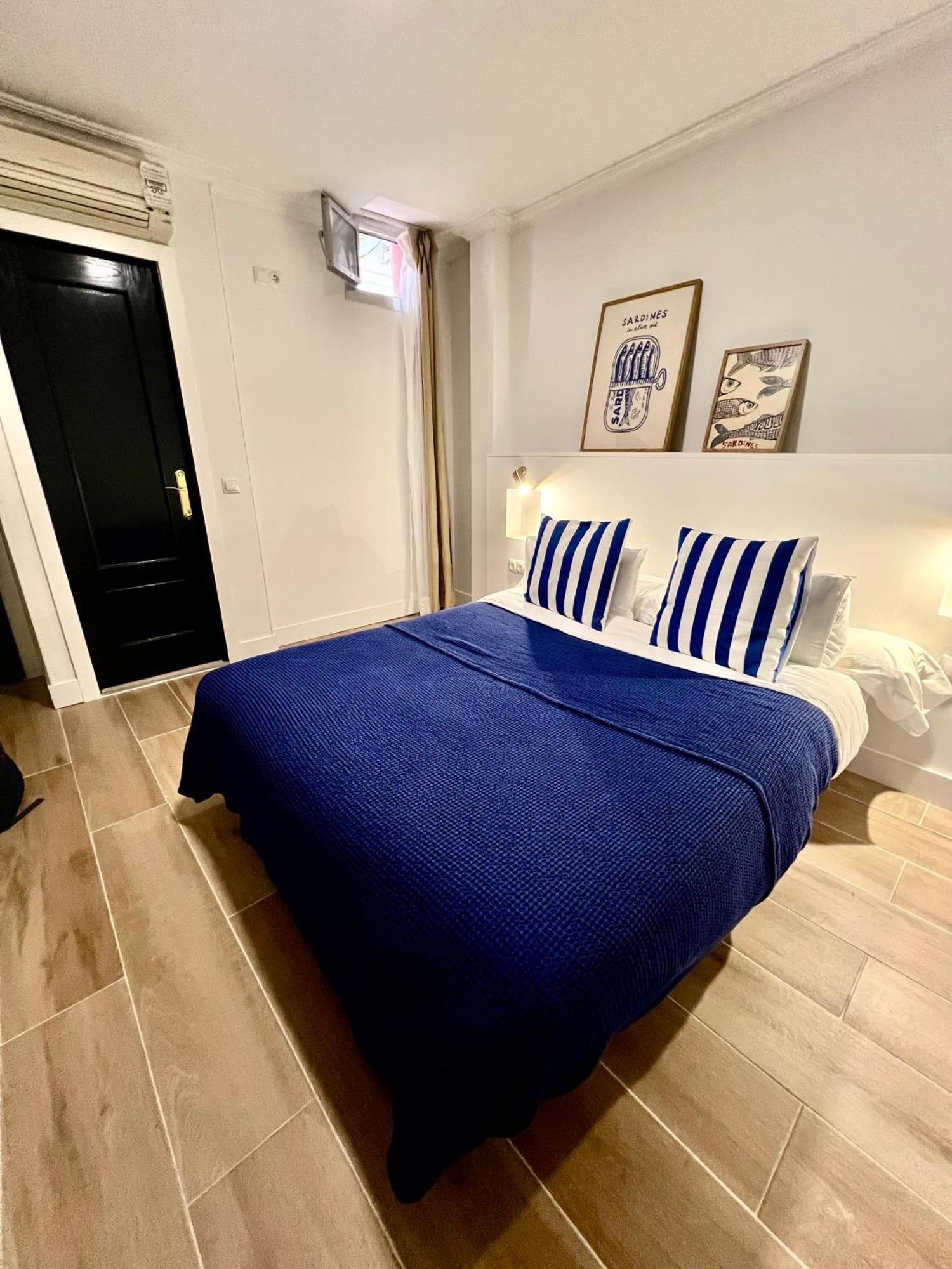 Albergue Miguel Angel Madrid Buitenkant foto