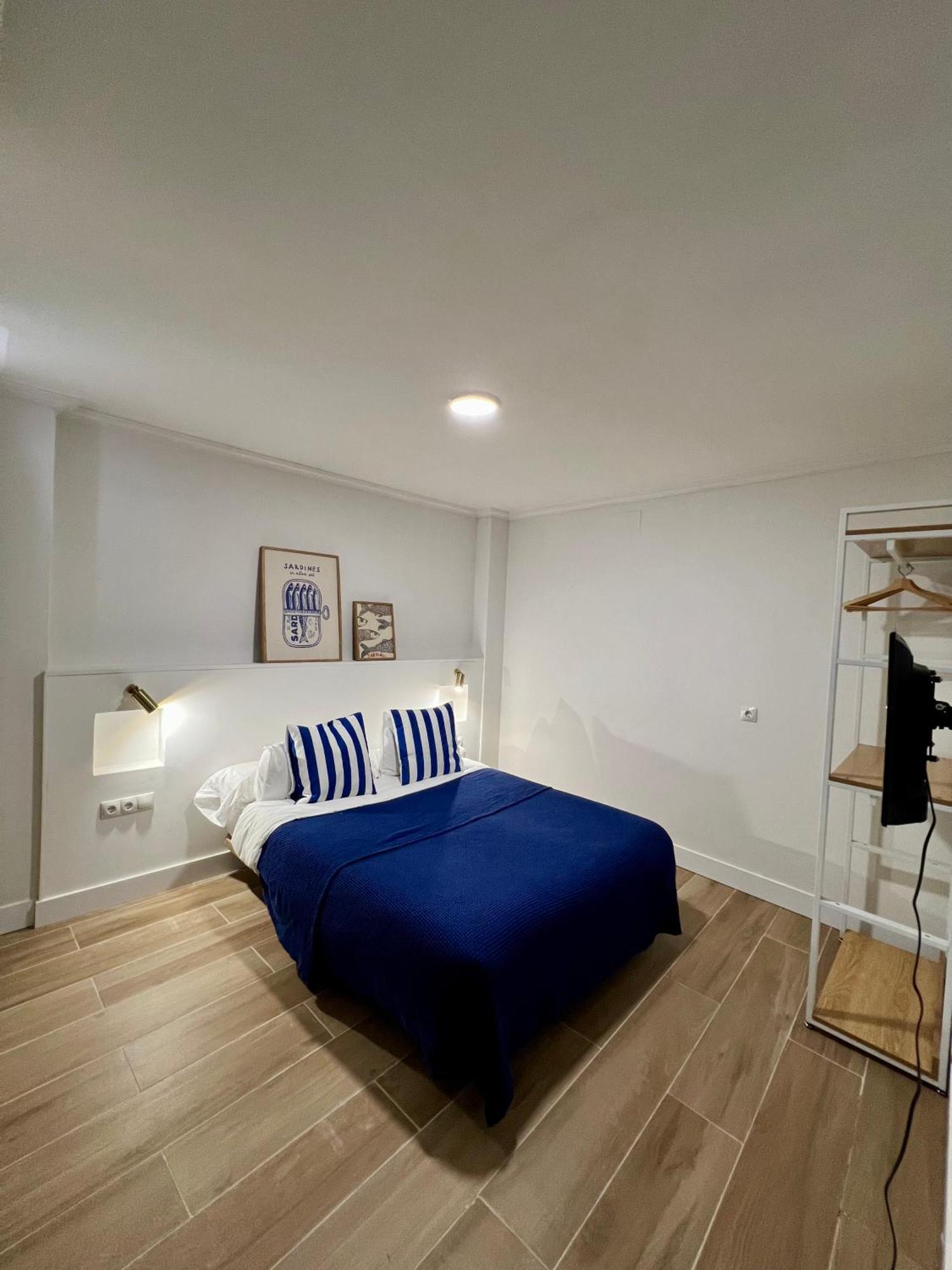 Albergue Miguel Angel Madrid Buitenkant foto