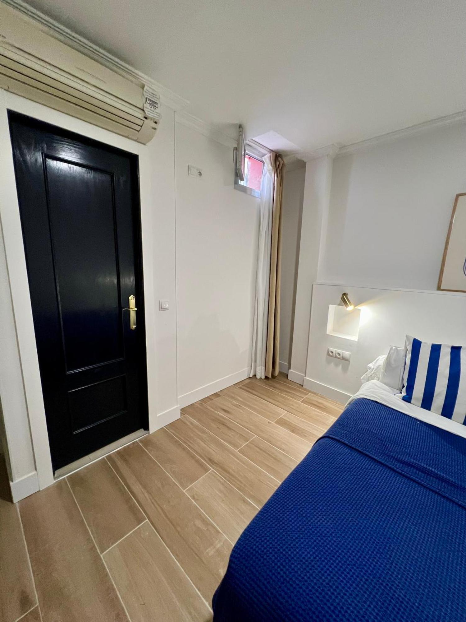 Albergue Miguel Angel Madrid Buitenkant foto